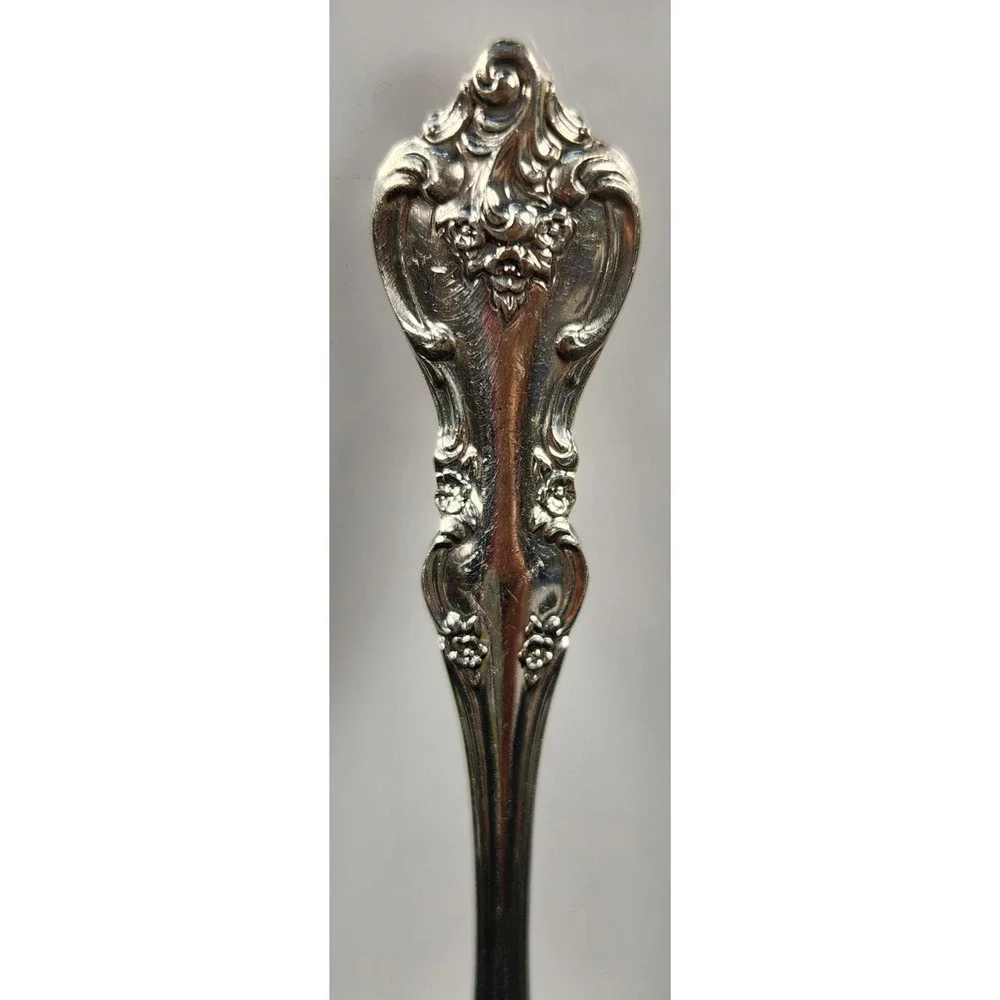 Vintage Internation Deep Silver  Scalloped Sugar Spoon Silverplated